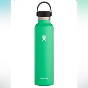 Hydro Flask Water Bottle - Standard Mouth Flex Lid
